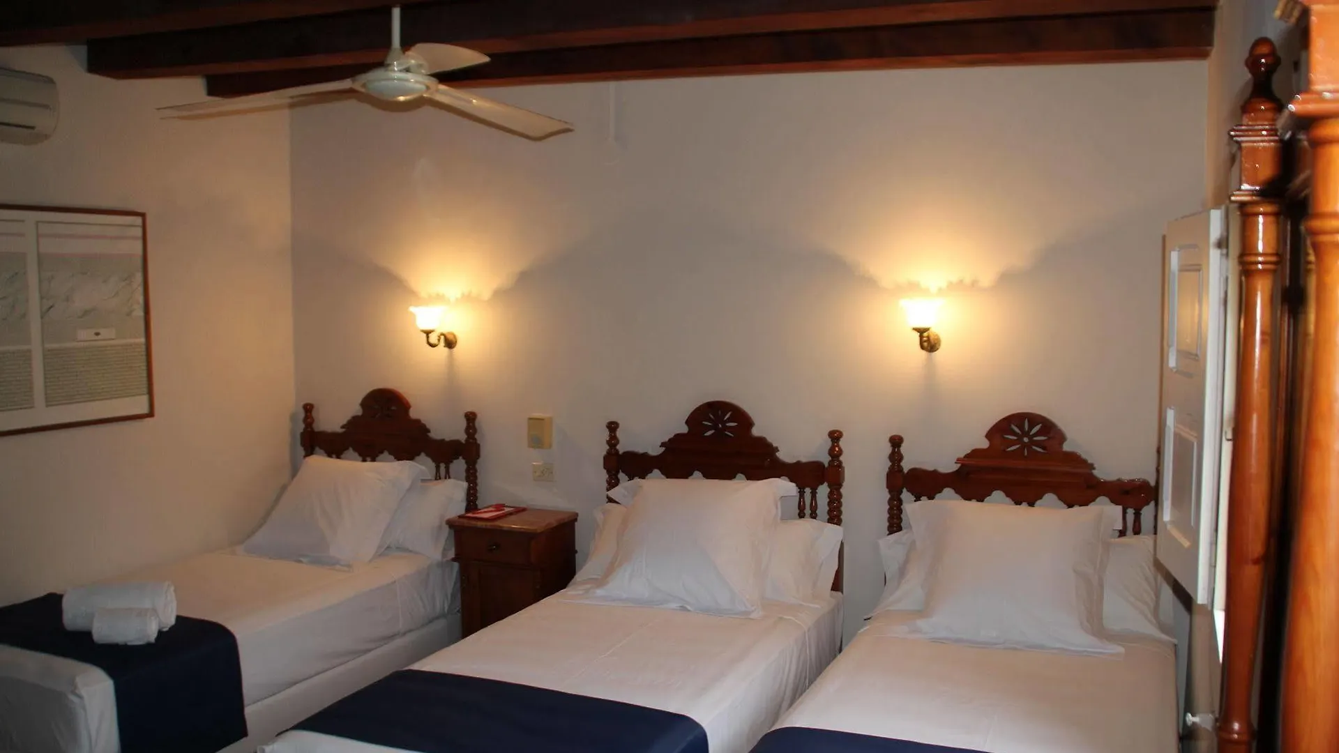 Hotel Medium Renaixenca Sitges 0*,